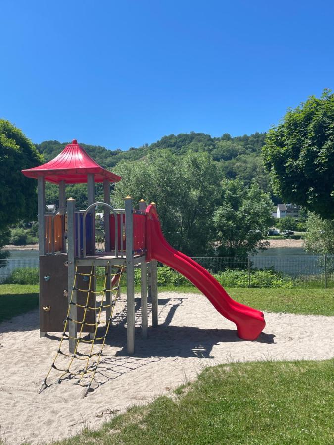 Ferienhaus Kaliva Zell an der Mosel Eksteriør bilde